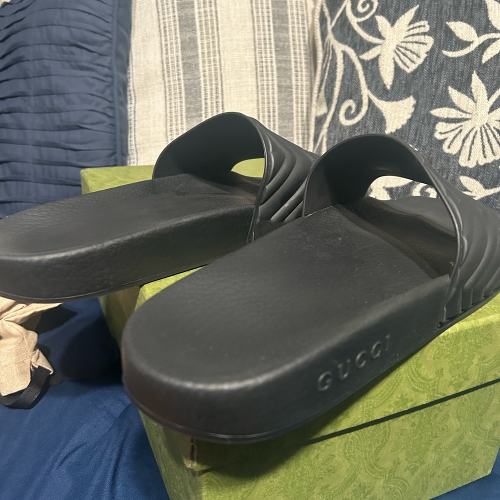 Gucci Sandals - Picture 6 of 14